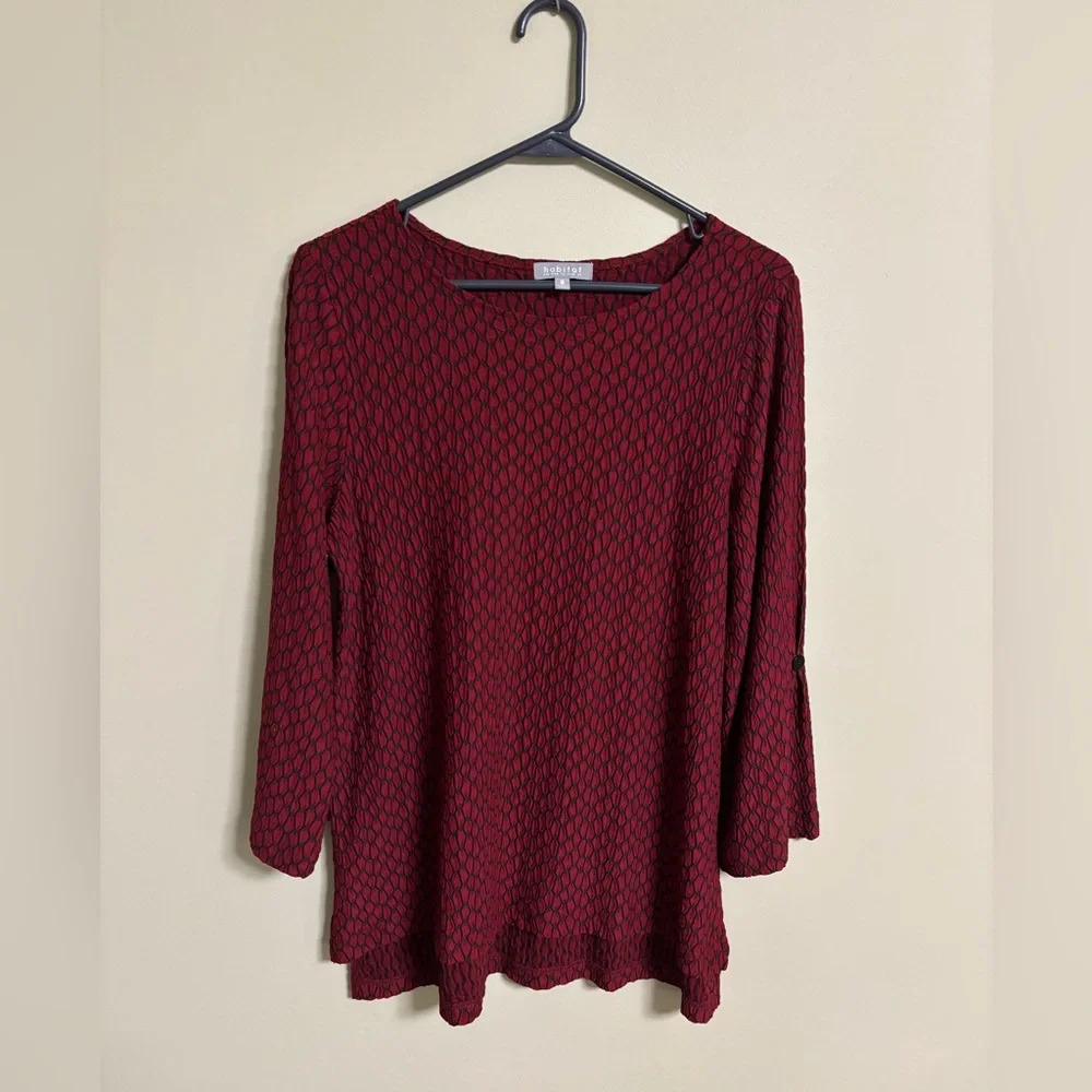 Habitat Red Black Stretch Honeycomb Long Sleeve Pullover Top Size Medium